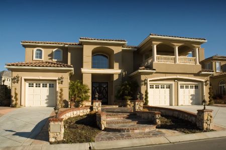 Exterior Painting in Coastal Climates – What it Takes to Get the Job Done